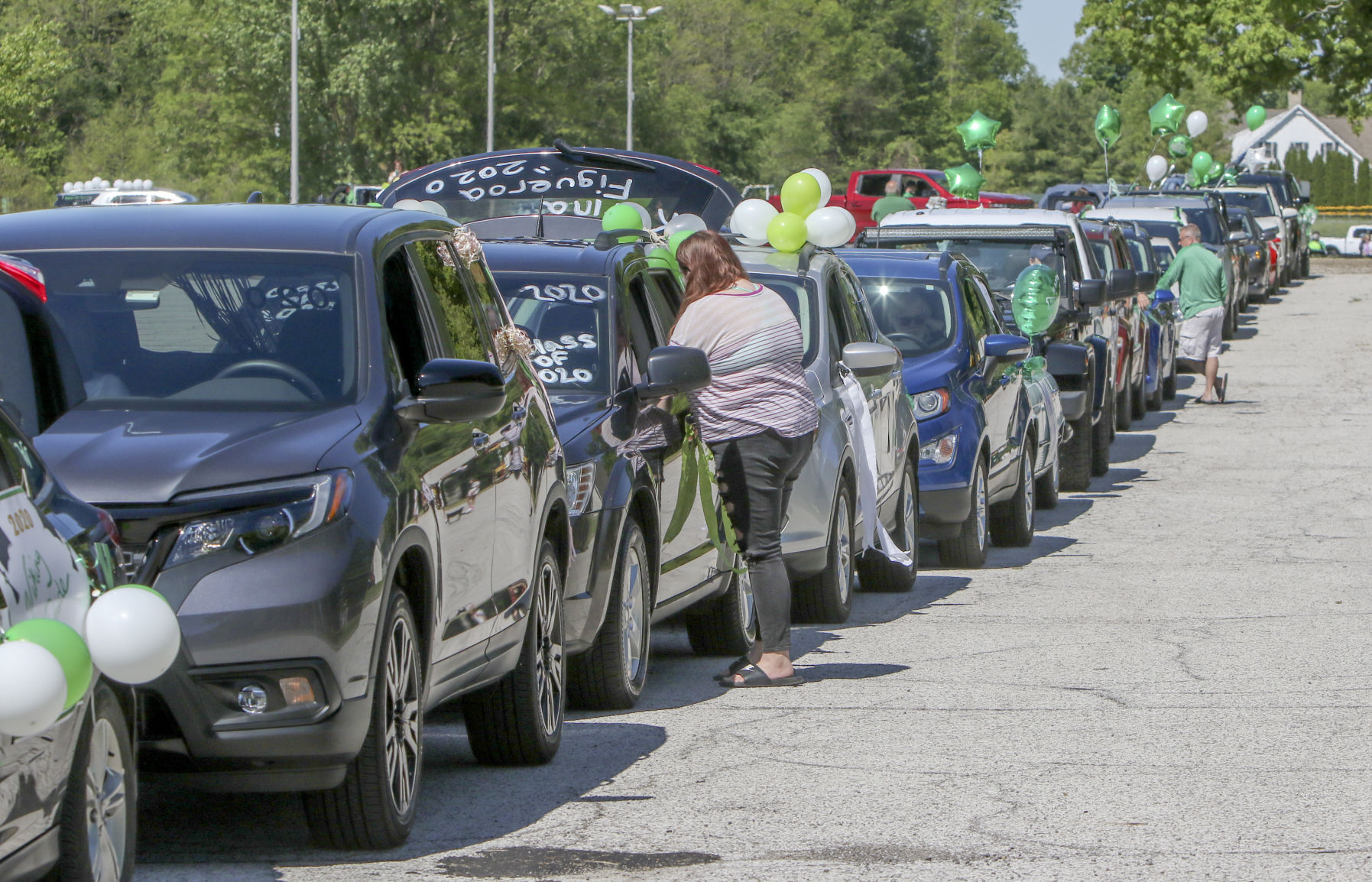 Valpariso High School senior graduates parade